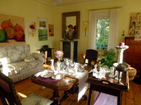 Отель Romantikzimmer im Antiquariat  Sonnschied